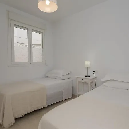 Fabulous Newly Furnished Apartment *